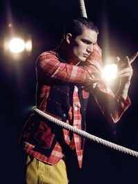 Acrobatic Couture Image 4
