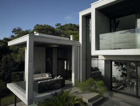 Boxy Container Abodes