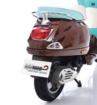 60s-Inspired Scooters Image 4