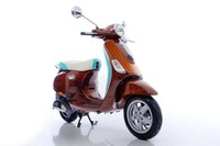 60s-Inspired Scooters Image 5