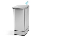 Hygienic Hands-Free Bins Image 5