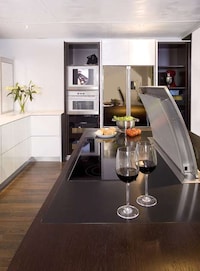 Aquarium Kitchens Image 5
