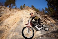 Fuel Cell-Powered Bikes Image 3