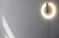 Looping Fluorescent Bulbs Image 3