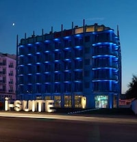 Ultra-Modern Techie Hotels Image 6