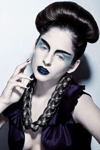 Motif Makeup Image 2