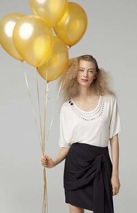 Draping Velvet Fashions Image 3