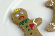 Maimed Gingerbread Baking