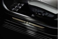 Instrument-Inspired Luxury Sedans Image 3