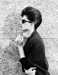 Vintage Animal Fashion Image 7