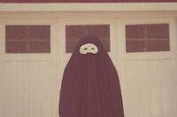 Unsettling Burka Buddies Image 5