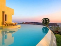 Tranquil Golden Getaways Image 8