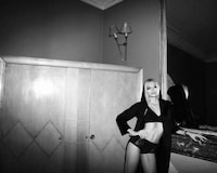 Home-Lounging Lingerie Image 7