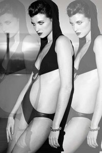 Vintage Vamp Photography Image 5