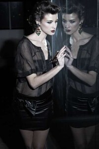 Vintage Vamp Photography Image 6