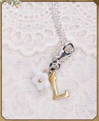 Ego-Boosting Jewelry Image 6