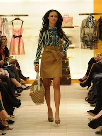 Ladylike Chic Runways Image 4