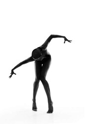 Rope-Straddling Photography Image 6