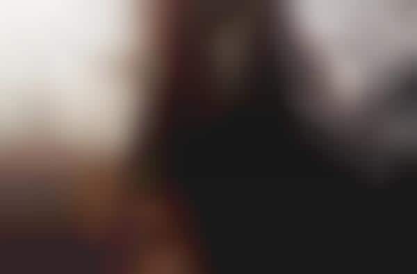 Mysteriously Glam Celebs
