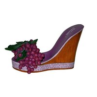 High-Heeled Alcoholders Image 2