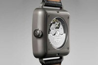 Square-Faced Timepieces Image 6