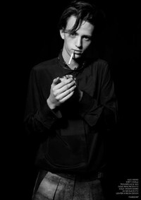 Colorless Summer Shoots Image 3
