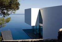 Panoramic Alpine Abodes Image 2
