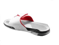 Basketball Slipper Kicks Image 2