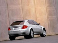 Maserati S.u.v Concept Image 5
