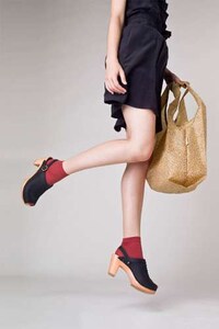 Constellation-Covered Totes Image 3