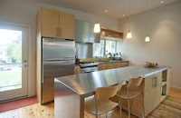 Green Home Workspaces Image 4