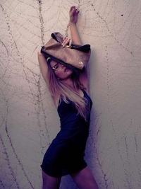 Bookworm Beauty Editorials Image 3