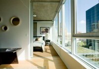 Classy Glassy Buildings Image 7