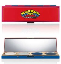 Superhero Comic Cosmetics Image 3