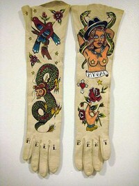 Pirate-Painted Gloves Image 2