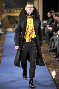 Regal Autumn Apparel Image 5