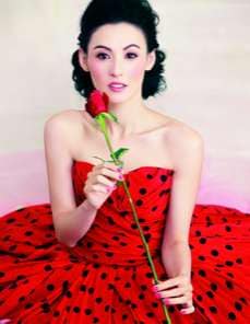 Valentine Vixens : Cecilia Cheung