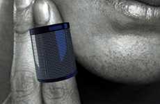 Digit-Enveloping Razors