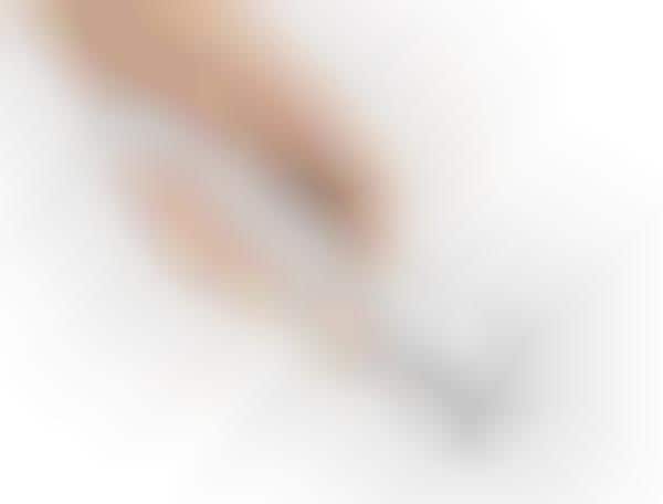 Sleek Handheld Illuminators