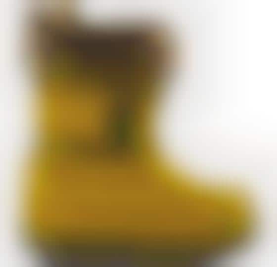 Heritage-Inspired Snowboard Boots