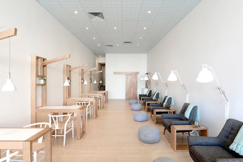 Minimalist Manicure Salons