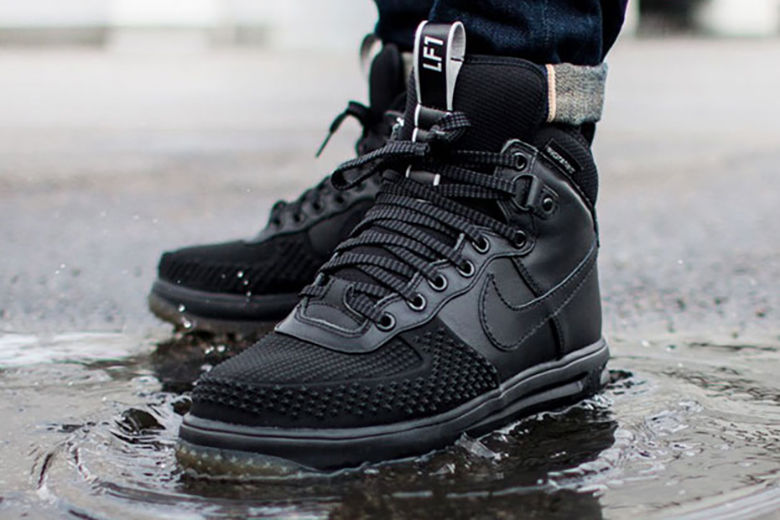 15 Fashionable Rain Shoes