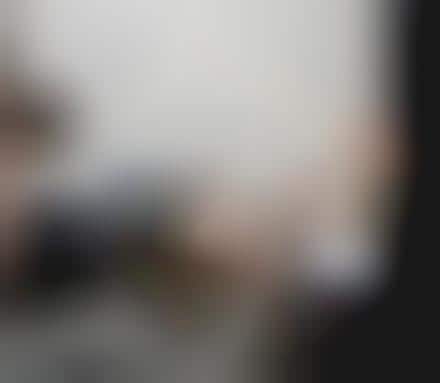 Video-Streaming Watches