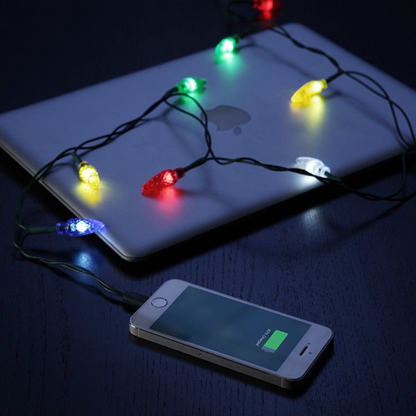 Holiday Garland Smartphone Chargers