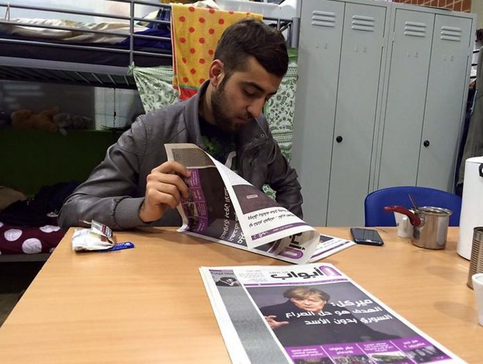 Informative Refugee-Targeted Newspapers