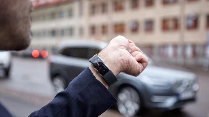 Car-Controlling Smart Bands