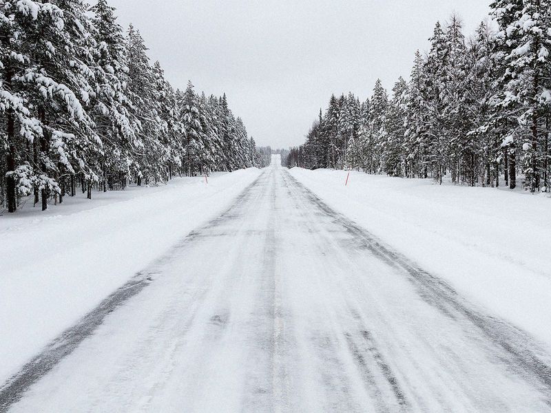 Ice-Melting Roadways