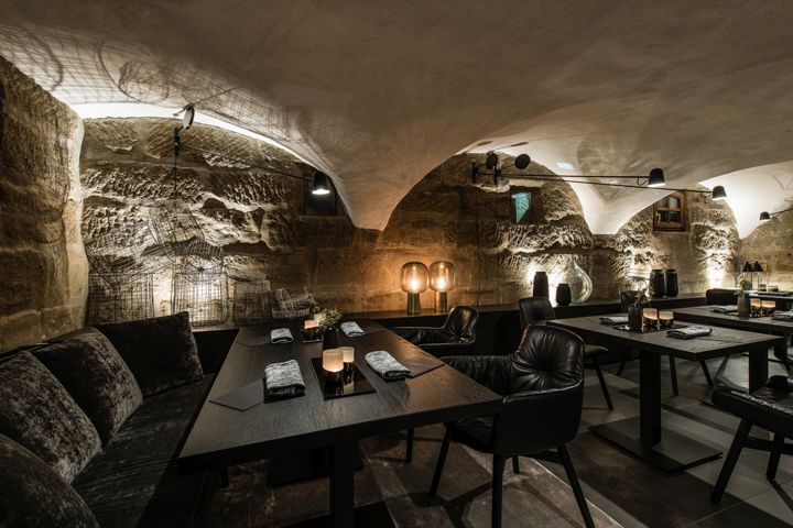 Immersive Underground Dining Concepts