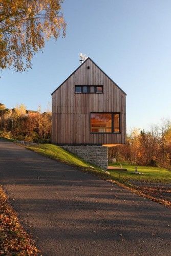 Subtly Cantilevered Houses