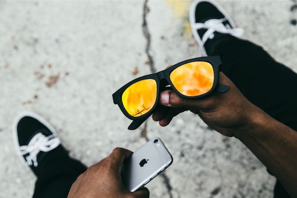 Audio-Streaming Sunglasses